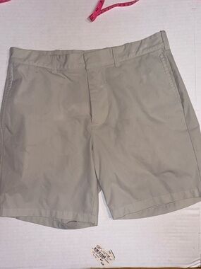J. Crew men's performance-style shorts khaki color size 30